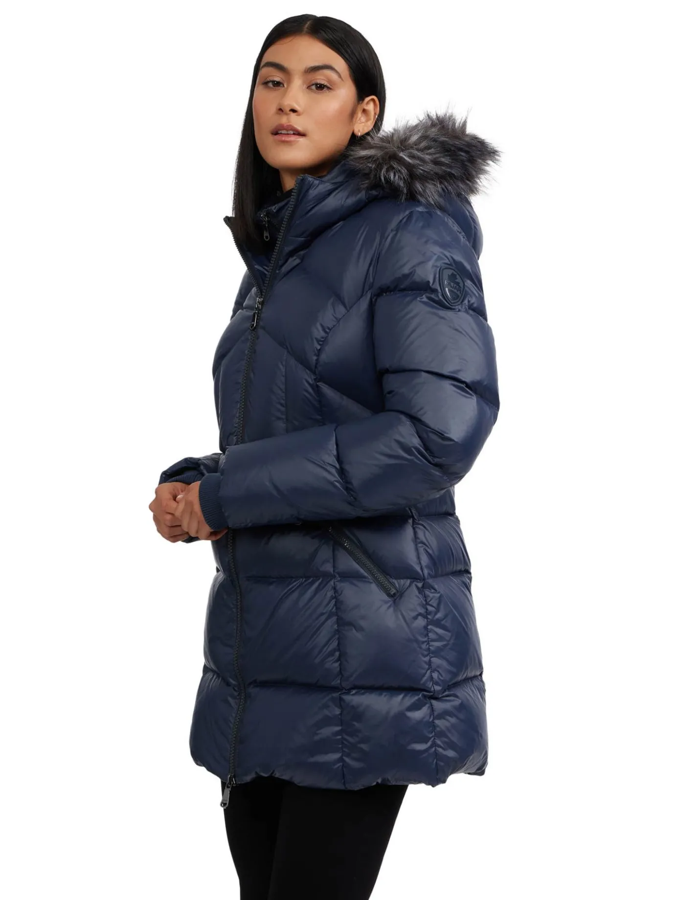 Outlet Ares Matelasse Pour Femmes Avec Contour En Fausse Fourrure Femmes Matelassés